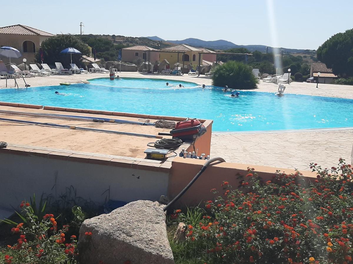 Appartamento Residence Mirice Vignola Mare Aglientu Casa Giorgia Kültér fotó